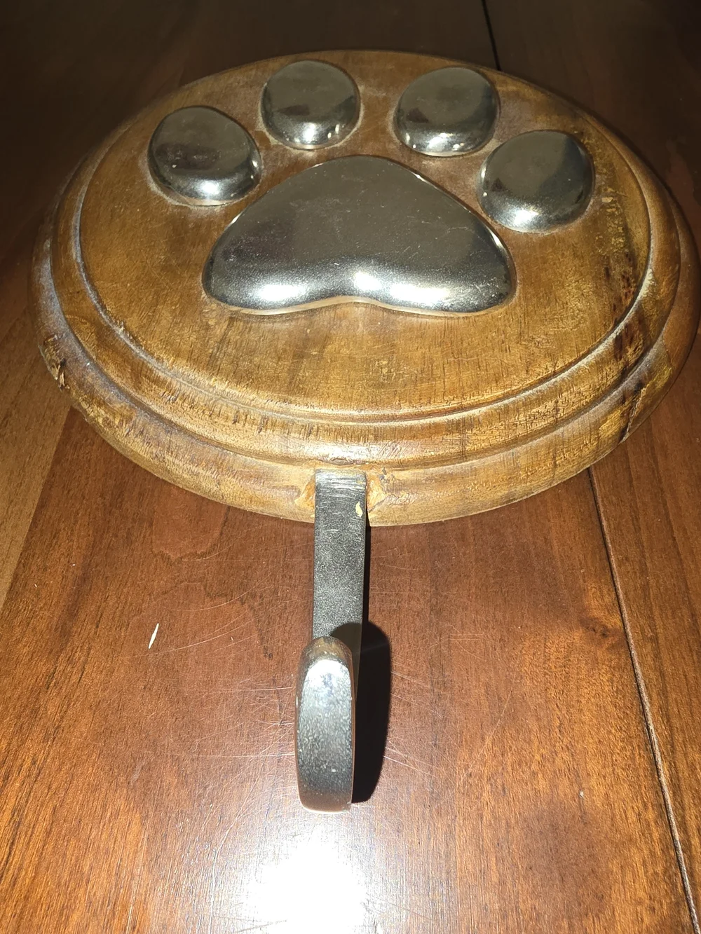 Solid Wood and Silver-Tone Paw Wall Hook for Dogs - Decorative Pet Leash Hanger